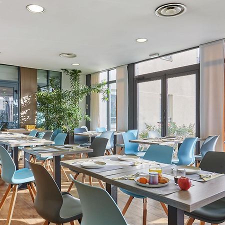 Appart'Hotel Odalys City - Bioparc Lyon Est Bagian luar foto