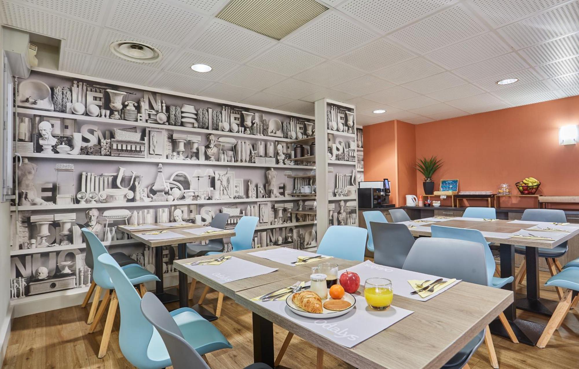 Appart'Hotel Odalys City - Bioparc Lyon Est Bagian luar foto