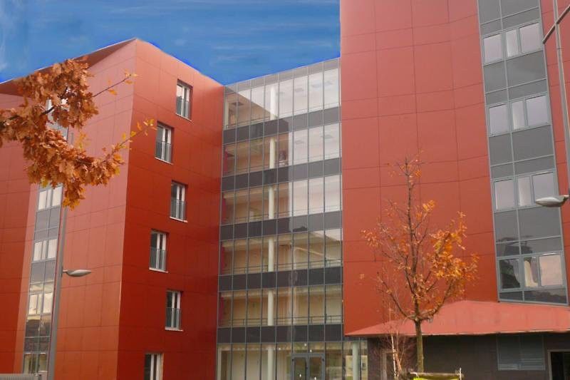 Appart'Hotel Odalys City - Bioparc Lyon Est Bagian luar foto